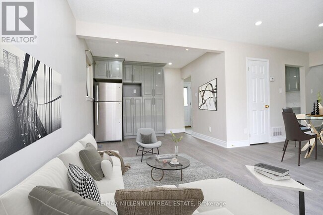 Building Photo - 156 Folkstone Crescent