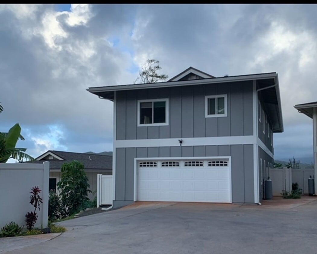 Quiet Kaneohe Single Family home w/Beautif... - Quiet Kaneohe Single Family home w/Beautif...