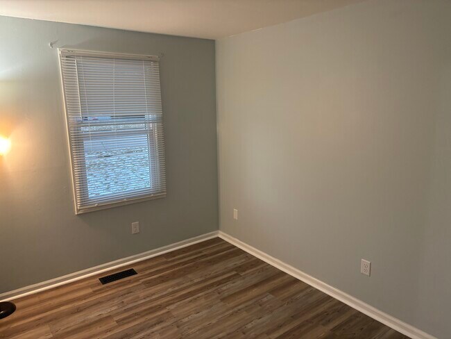 Building Photo - 8108 Newfield Dr