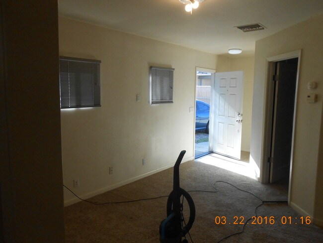Foto del edificio - 1421 Pine St
