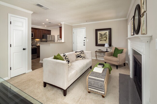 Building Photo - Calibre Lake