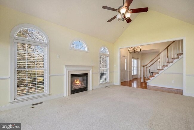 Building Photo - 25593 Creek Run Terrace