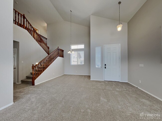 Building Photo - 44091 W Palo Teca Rd