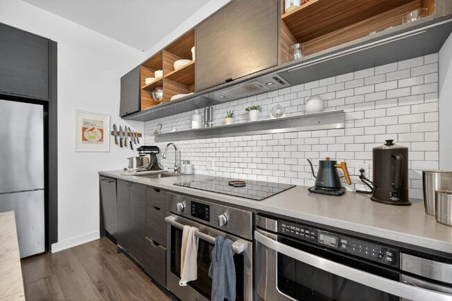 Foto del edificio - 2030 8th St NW