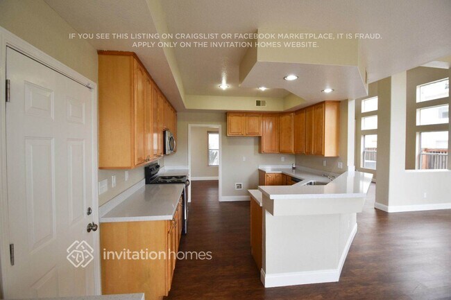 Building Photo - 104 Cam Del Sol