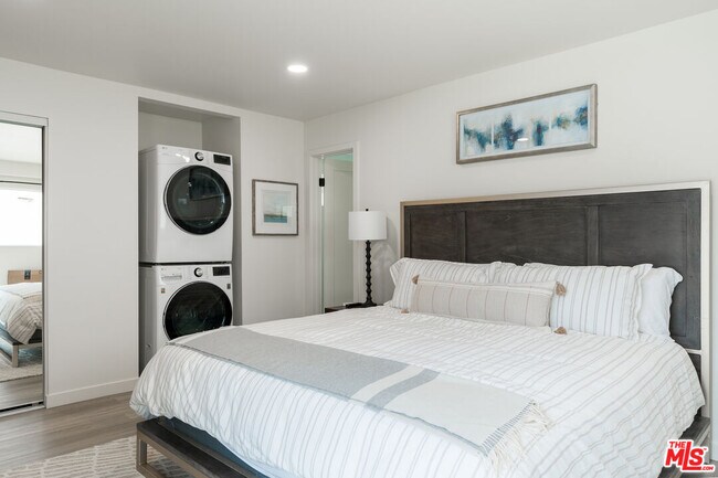 Foto del edificio - 329 Rosemont St