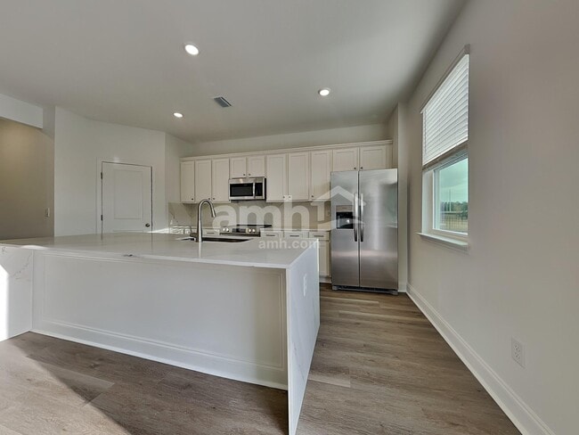 Building Photo - 168 Portside Pk Dr