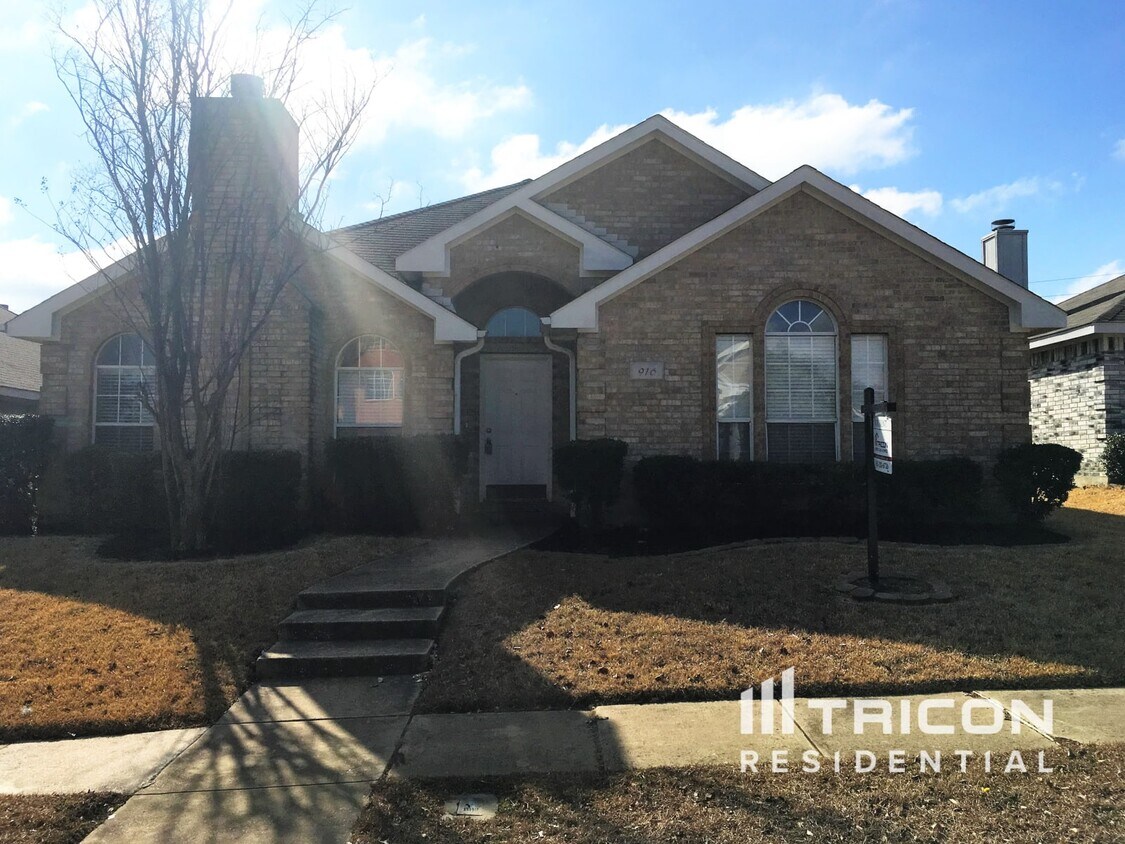 Foto principal - 916 Kory Dr