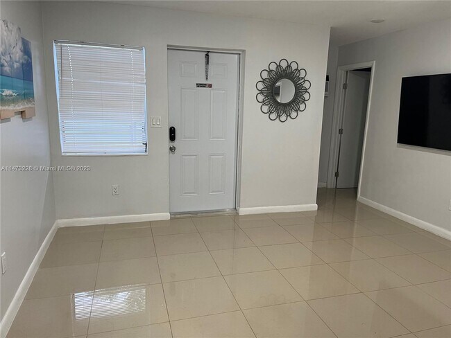 Foto del edificio - 1723 Wiley St