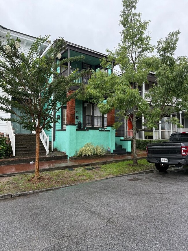Building Photo - 311 E Duffy St