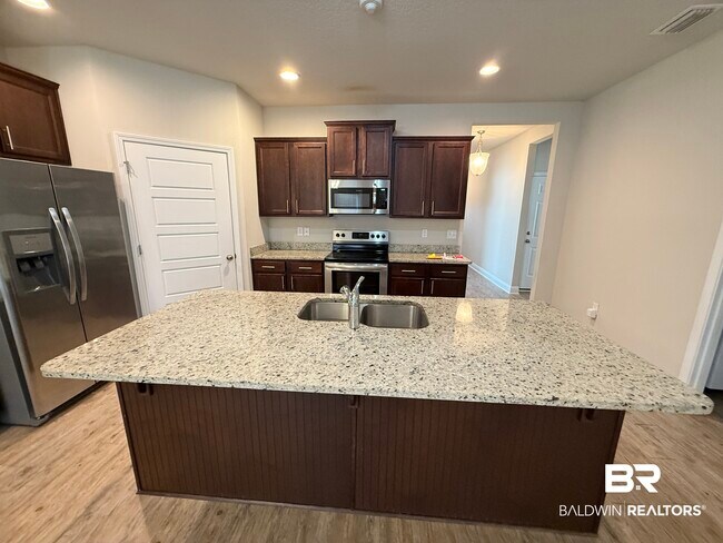 Building Photo - 24568 Kipling Ct