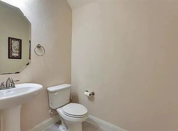 Foto del edificio - 913 Yarrow St