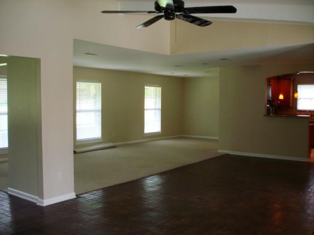 Foto del edificio - 13308 Purple Sage Rd
