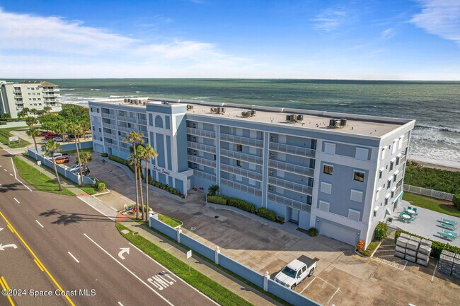 Building Photo - 295 A1A Jimmy Buffett Mem Hwy