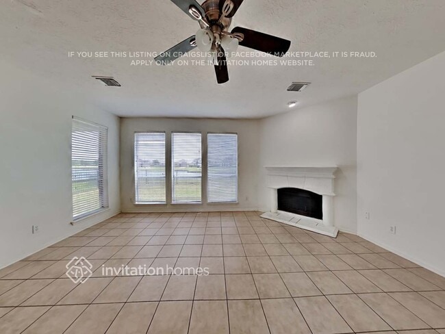 Building Photo - 18 Mira Loma Dr