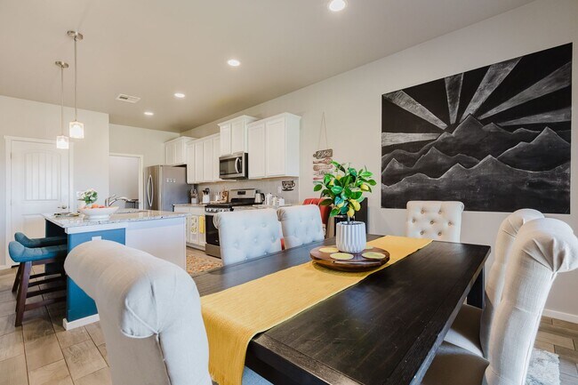 Foto del edificio - Meticulously Clean 3 bedroom 2 bathroom Home