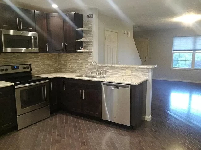 Foto del edificio - 202 Weeping Willow Ln