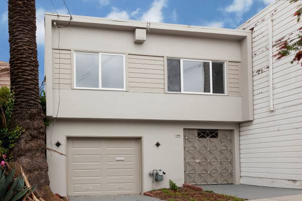 Beautiful rehabbed Mid-Century single family home - Beautiful rehabbed Mid-Century single family home