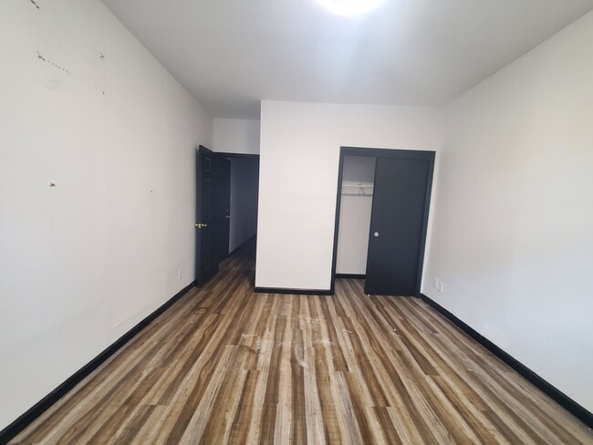 93 Garden Ave 1R - 97 Garden St