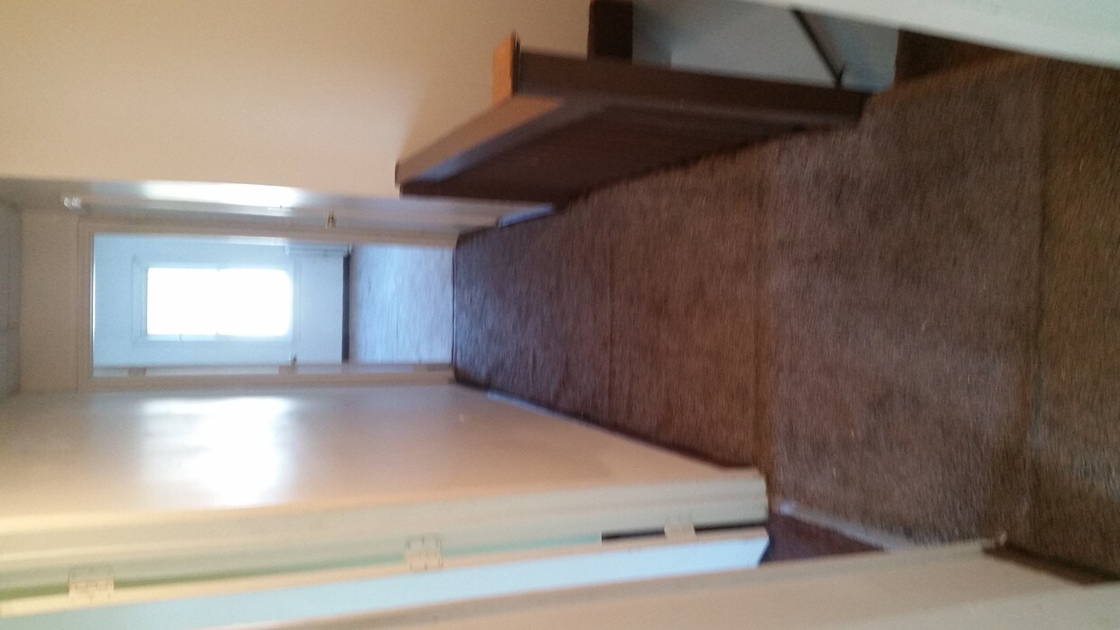 Foto principal - 205 Greenbush St