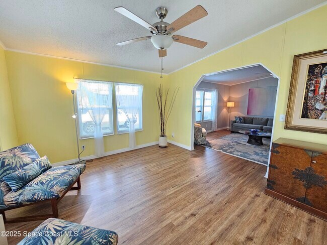 Foto del edificio - 135 Blue Jay Ln