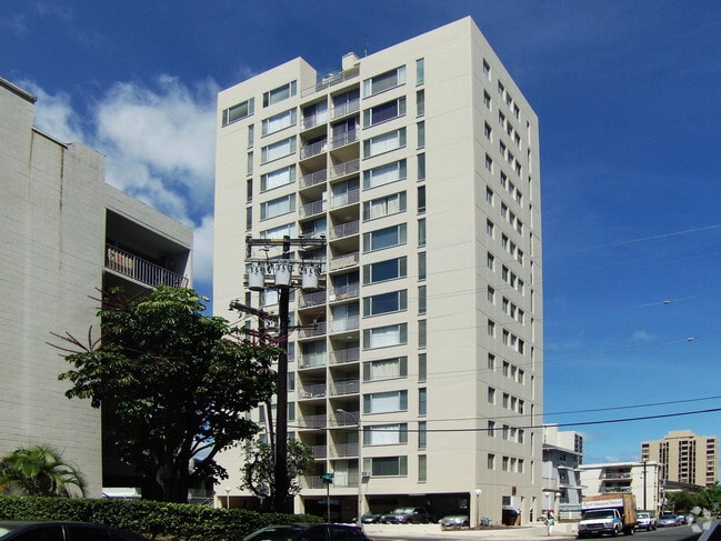Building Photo - Pulelehua