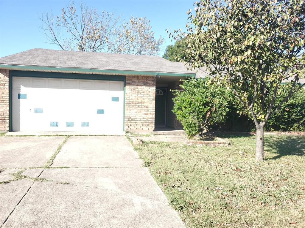 Primary Photo - 803 Circle Cove Dr