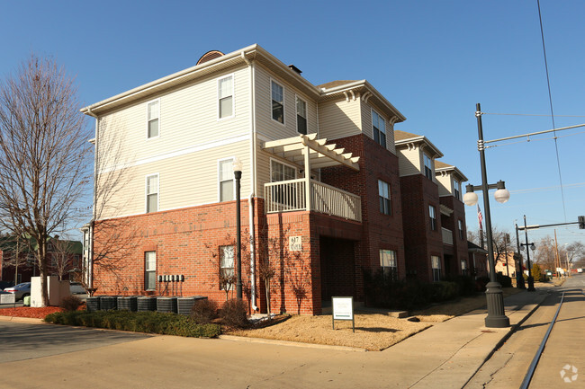 Vista lateral - Argenta Square Apartments