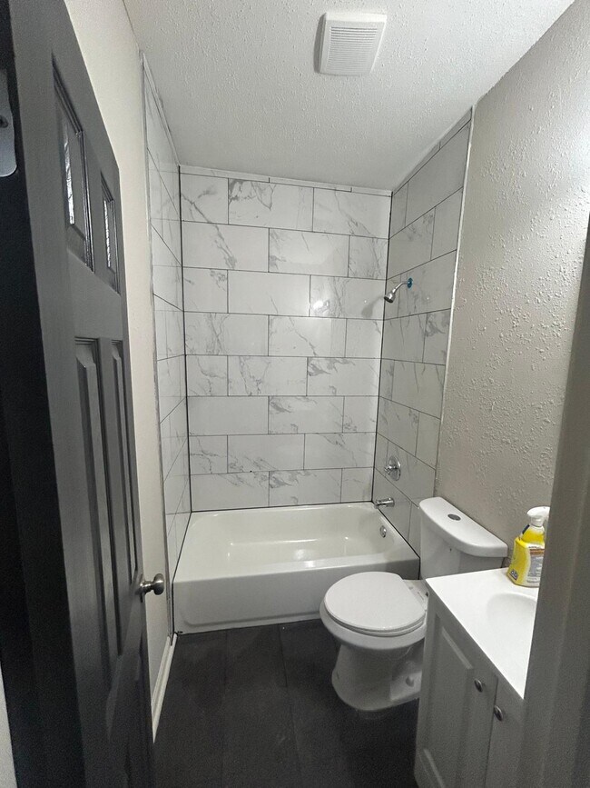 Foto del edificio - 379 Boston St