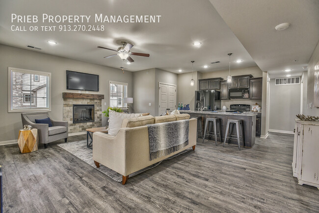 Building Photo - Parkview Apartment - Available NOW
