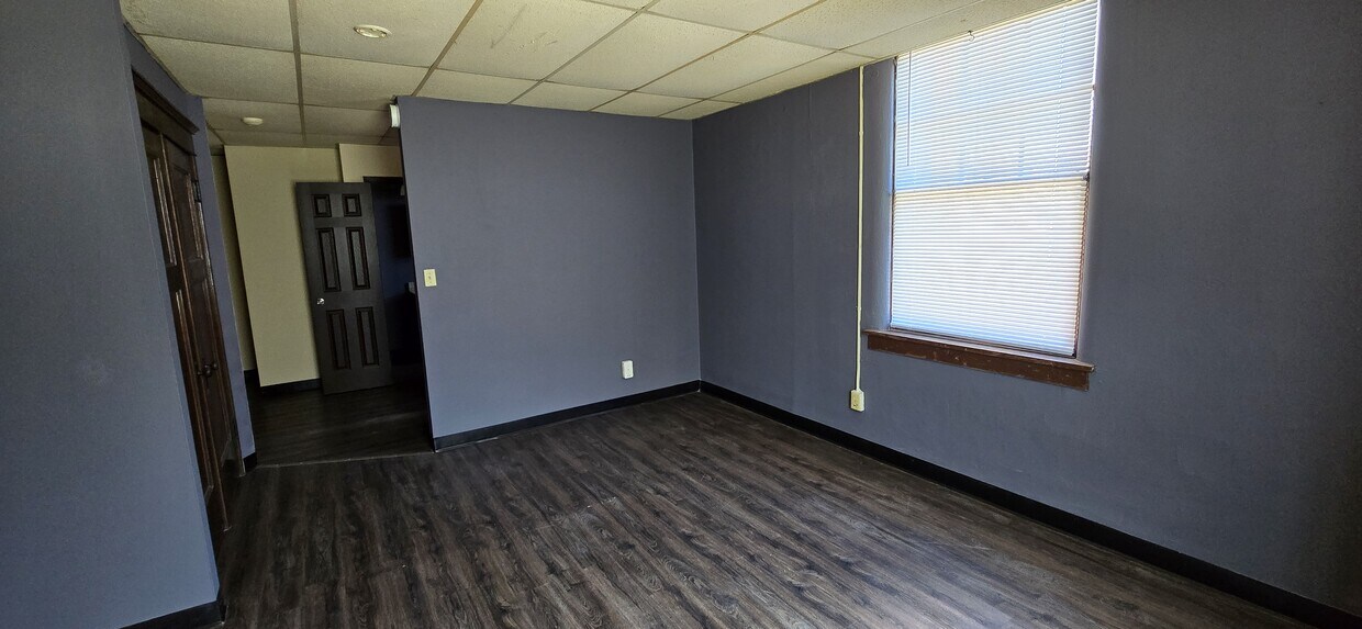 191 N Prairie St Unit 10, Galesburg, IL 61401 Apartments in Galesburg