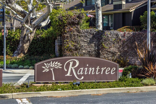 Building Photo - 7208 Raintree Cir