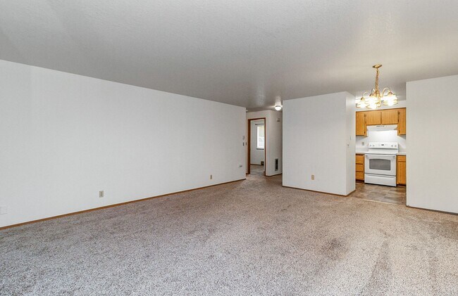 Foto del edificio - 519 91st Ave SE