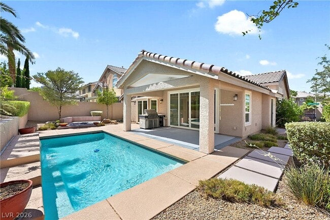 Building Photo - 9001 Crimson Clover Way