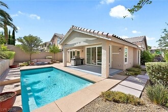 Building Photo - 9001 Crimson Clover Way