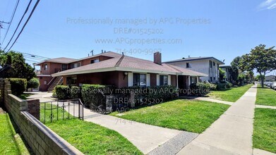 Building Photo - 1810 W Greenleaf Ave