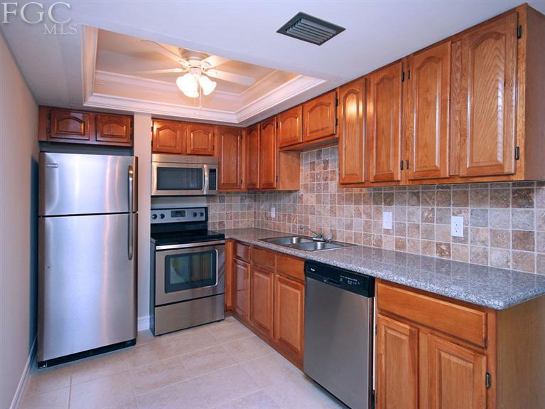 Kitchen - 12501 McGregor Blvd