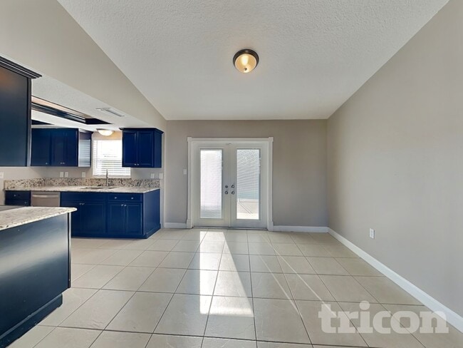 Building Photo - 27051 Curitiba Dr