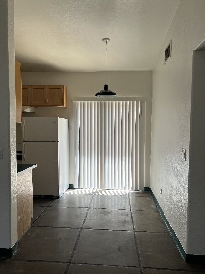 Foto del edificio - 620 E Lester St