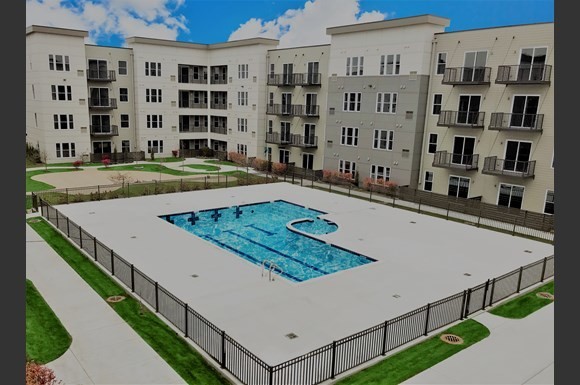 Building Photo - Wonderful 1 Bedroom with Luxury Amenities