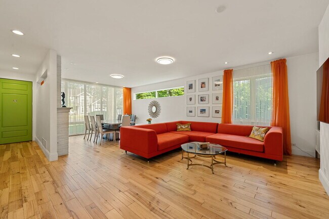 Foto del edificio - 920 Appletree Ln