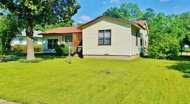 Building Photo - 12116 Hoblitzelle Dr