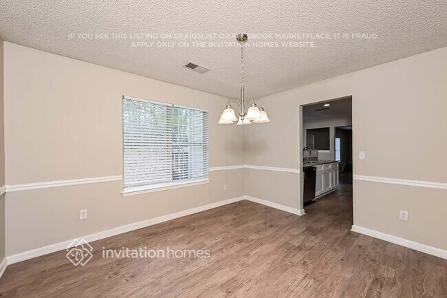 Building Photo - 624 Granite Trce