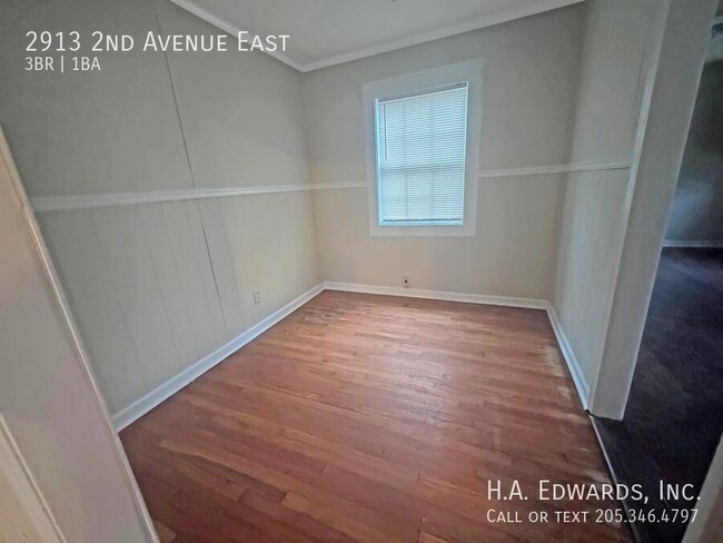 Photo - 2913 2nd E Ave House