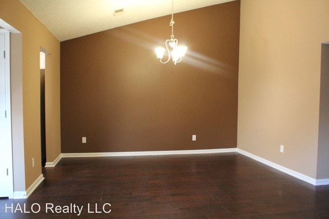 Building Photo - 2 br, 2 bath House - 800 Browns Lane A3