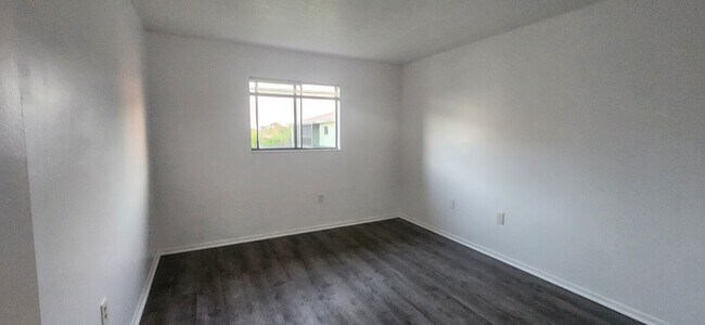 Foto del edificio - 1552 University Ln