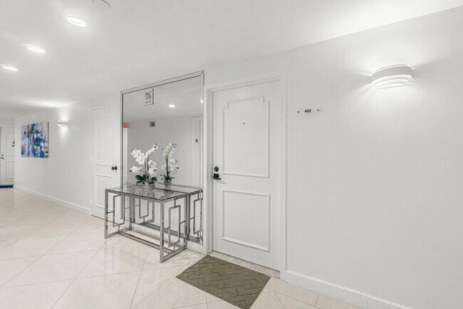 Foto del edificio - 4201 N Ocean Blvd