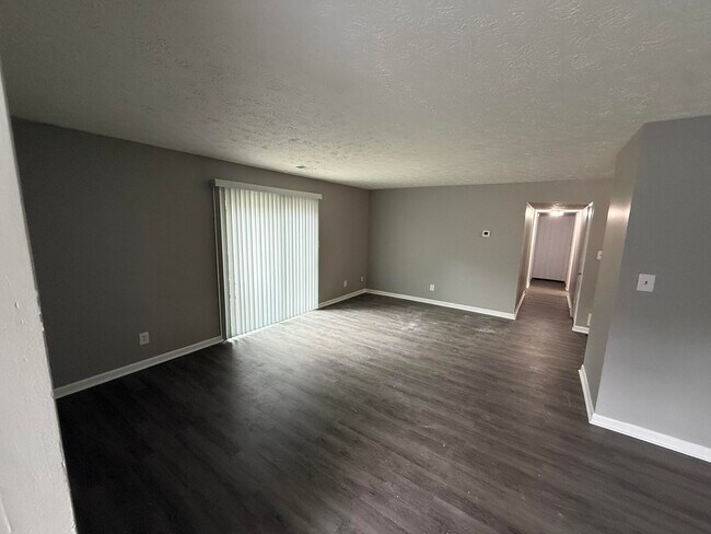 Foto del edificio - 709 Gatehouse Pl