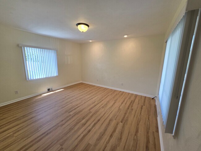 Foto del edificio - 1340 5th St