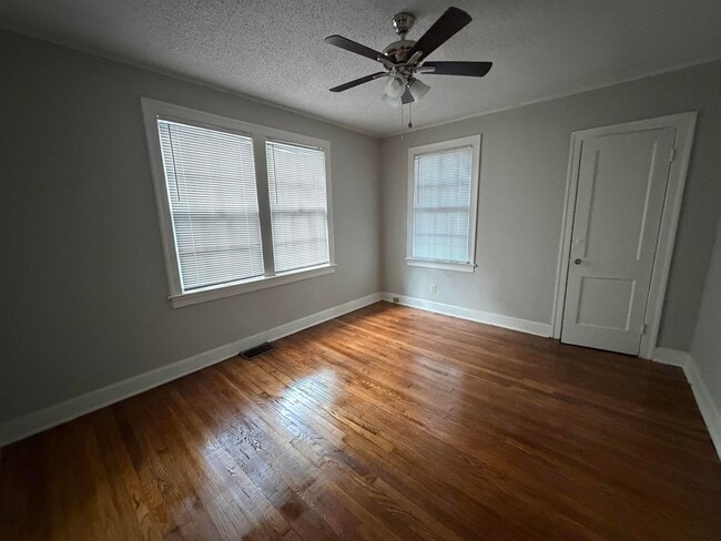 Building Photo - 757 S Goodlett St